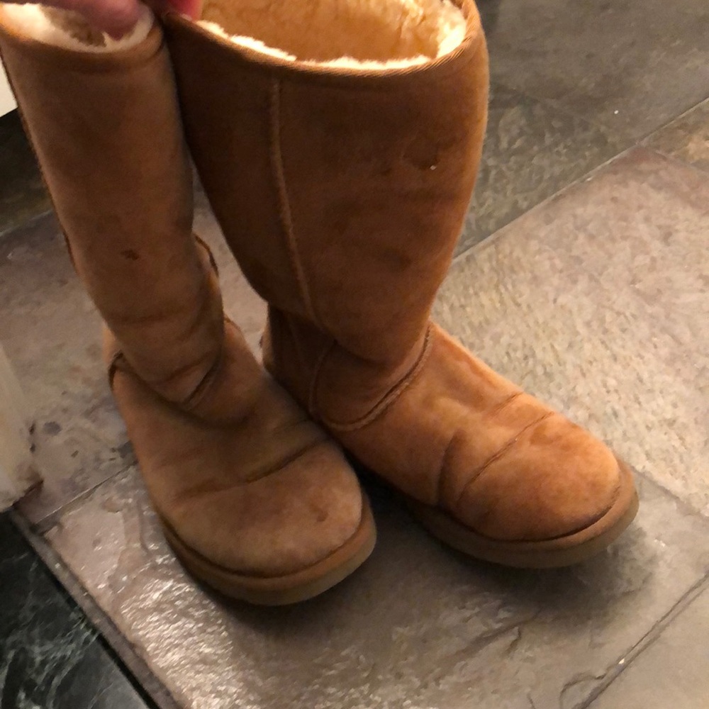 Uggs size 8